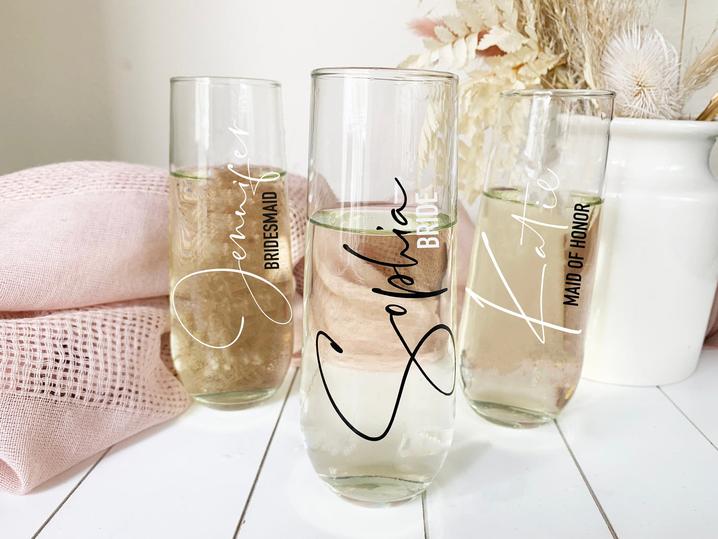 Personalized Champagne Flutes/ bridesmaid proposal box gift/ Christmas Champagne flute/proposal gift/bridal party/bridesmaid gift idea