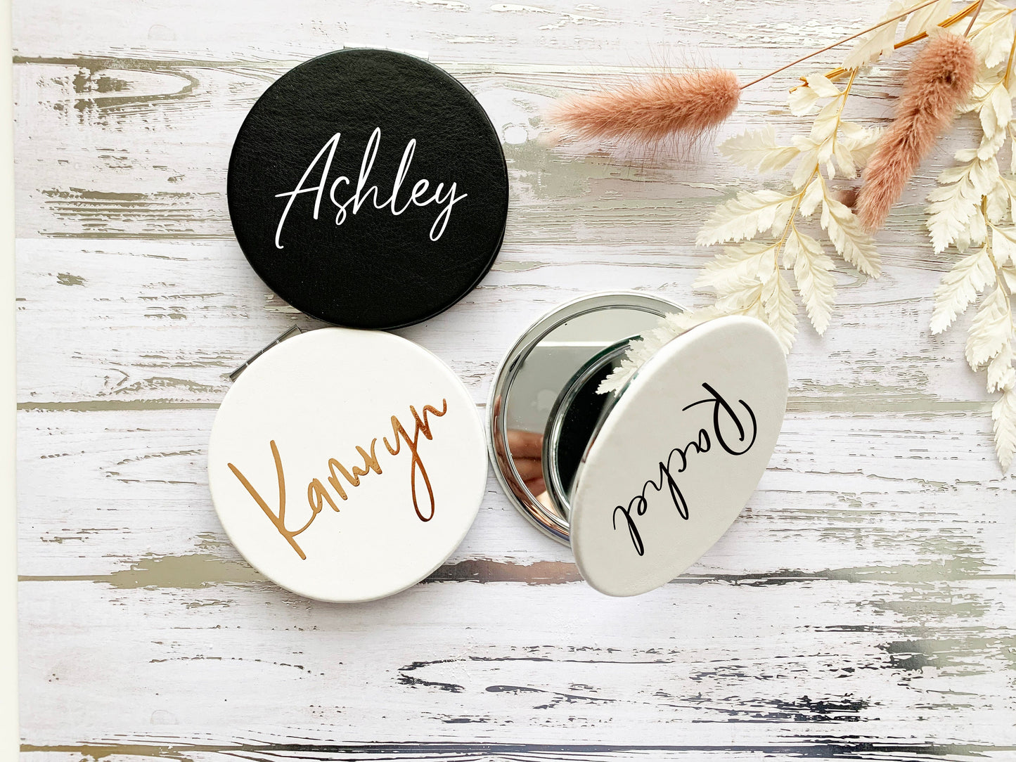 Personalized Compact Mirror, Bridesmaid's Mirror, Bridesmaid gift, holiday stocking stuffer, Bridesmaid Compact Makeup Mirror