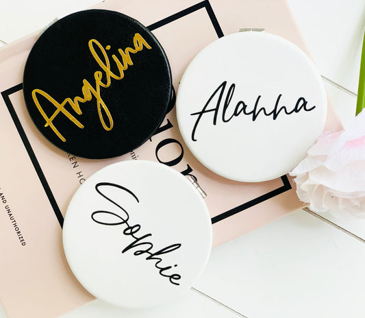 Personalized Compact Mirror, Bridesmaid's Mirror, Bridesmaid gift, holiday stocking stuffer, Bridesmaid Compact Makeup Mirror