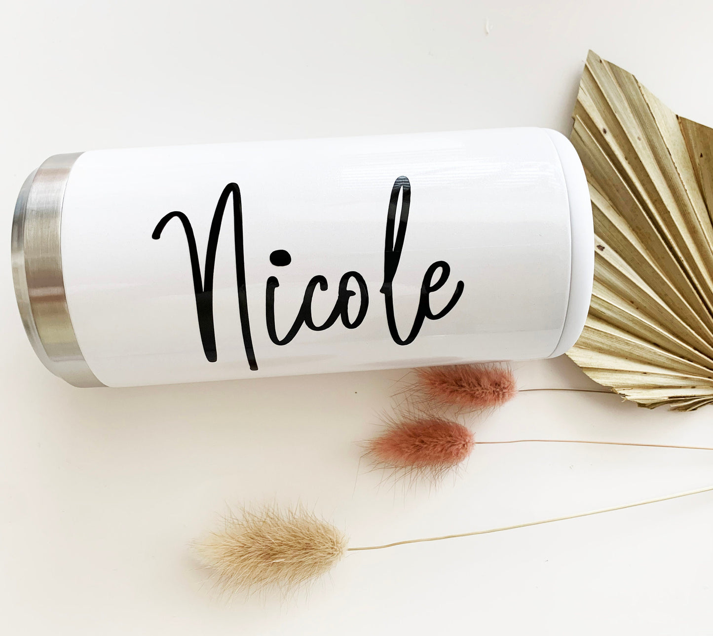 Celebrate Love: A Thoughtful Gift for the Couple